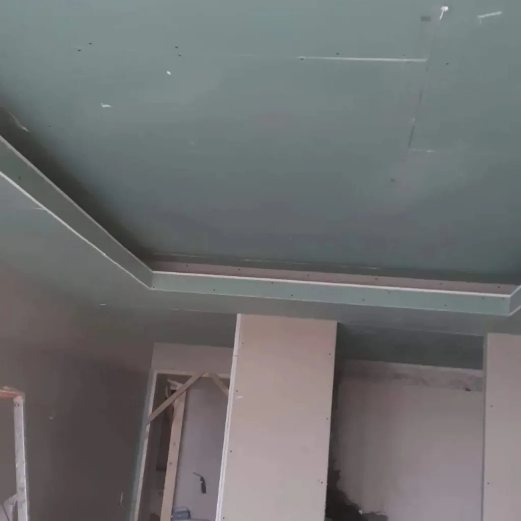 Retombee de plafond plaques ba13